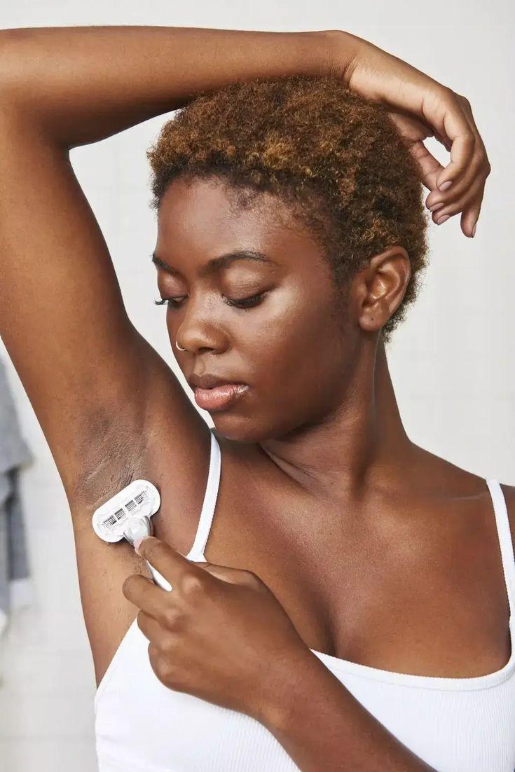 Ditch razor burn for good! This guide shares 7 shaving tips to achieve a smooth, irritation-free shave using the right prep, technique, & aftercare.
